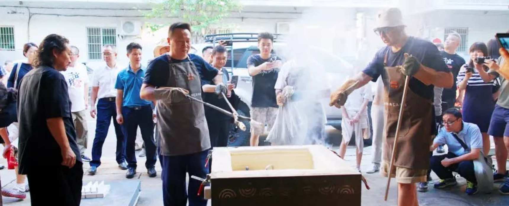 “ 以陶会友 ” 中⽇韩陶艺交流